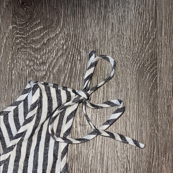 Madewell Black and White railroad Striped Tank with Tie Shoulders small - Picture 3 of 6